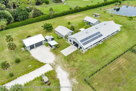 2770 E Road Loxahatchee FL 33470