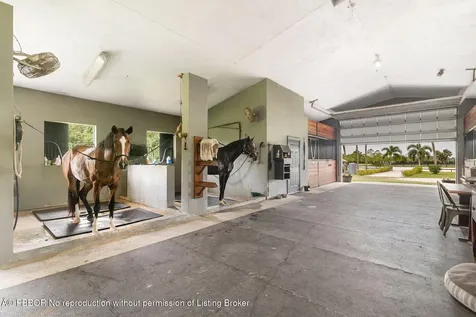 2770 E Road Loxahatchee FL 33470