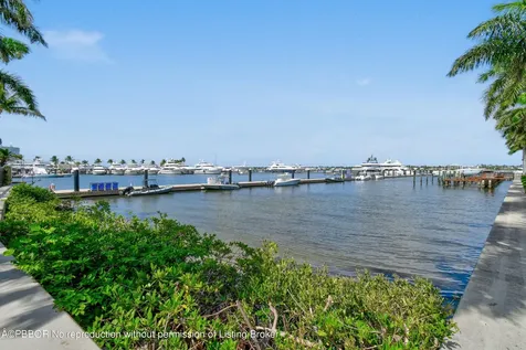 3940 N Flagler Drive West Palm Beach FL 33407