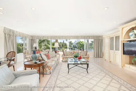44 Cocoanut Row Palm Beach FL 33480