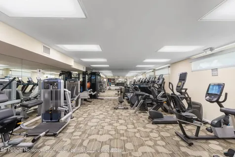 150 Bradley Place Palm Beach FL 33480