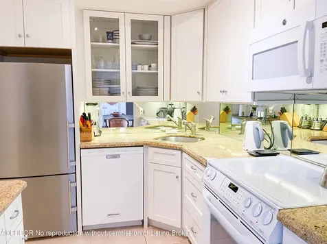 250 Bradley Place Palm Beach FL 33480