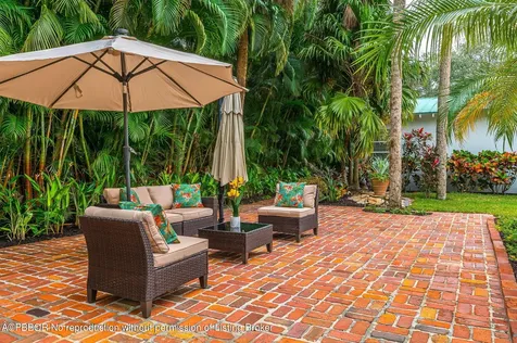 127 Miramar Way West Palm Beach FL 33405