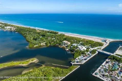 3070 S Ocean Boulevard Manalapan FL 33462
