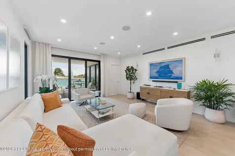 150 Inlet Way Palm Beach Shores FL 33404