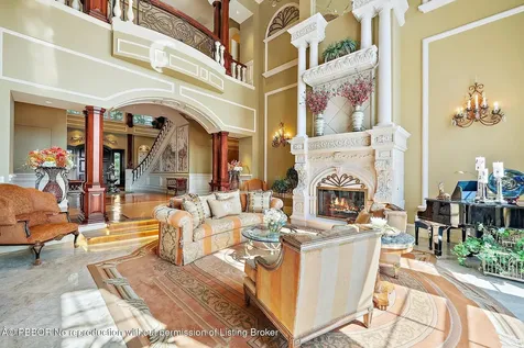 2330 Seven Oaks Lane Palm Beach Gardens FL 33410