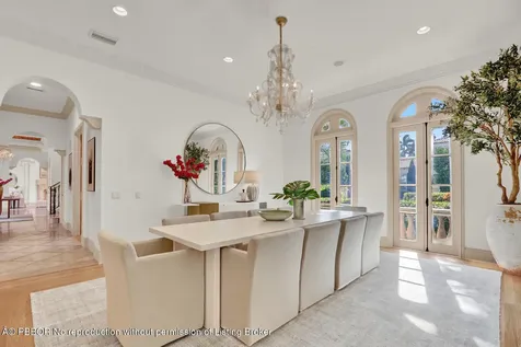201 Via Bellaria Palm Beach FL 33480