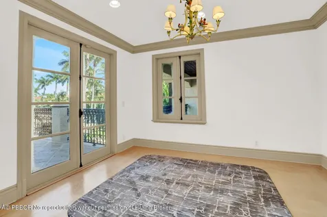 201 Via Bellaria Palm Beach FL 33480