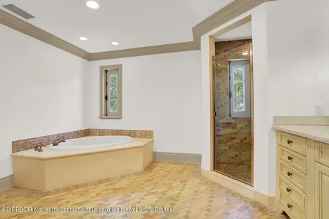 201 Via Bellaria Palm Beach FL 33480
