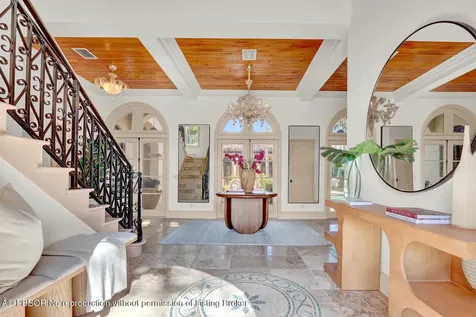 201 Via Bellaria Palm Beach FL 33480