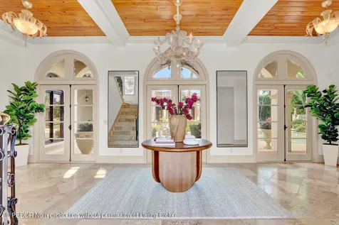 201 Via Bellaria Palm Beach FL 33480