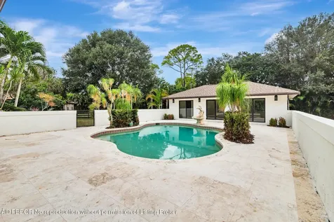 6725 Katherine Road West Palm Beach FL 33413