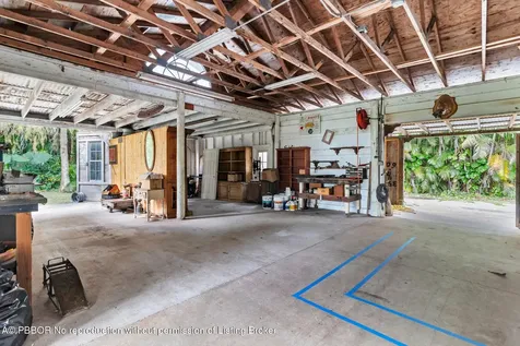 6725 Katherine Road West Palm Beach FL 33413