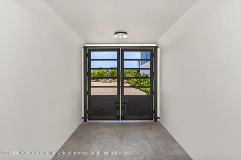 1660 S Ocean Boulevard Manalapan FL 33462