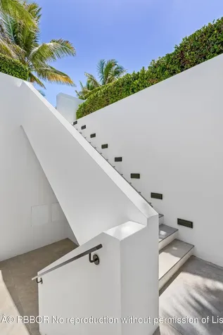 1660 S Ocean Boulevard Manalapan FL 33462