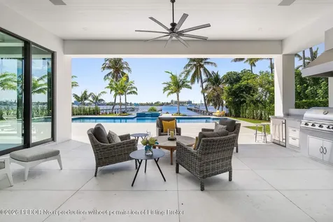 807 N Atlantic Drive Lantana FL 33462