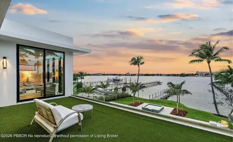 807 N Atlantic Drive Lantana FL 33462