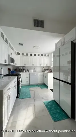 402 Seabreeze Avenue Palm Beach FL 33480