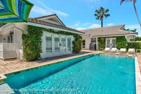 136 Worth Court S West Palm Beach FL 33405