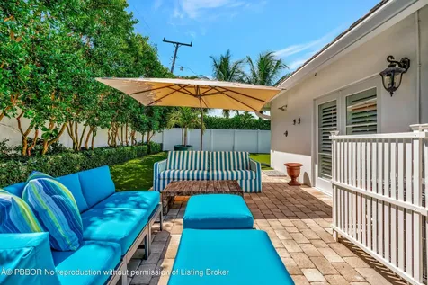 136 Worth Court S West Palm Beach FL 33405