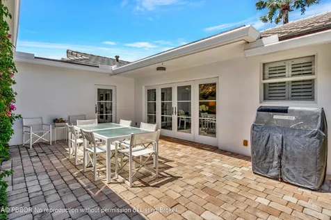 136 Worth Court S West Palm Beach FL 33405
