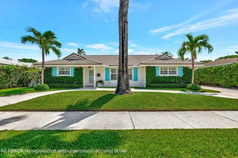 136 Worth Court S West Palm Beach FL 33405