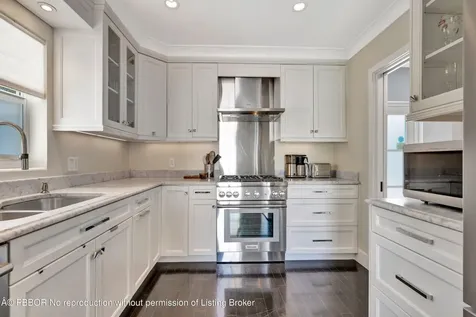 136 Worth Court S West Palm Beach FL 33405