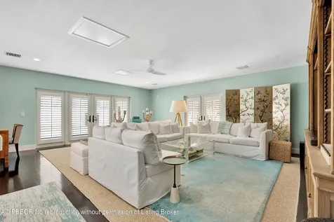 136 Worth Court S West Palm Beach FL 33405