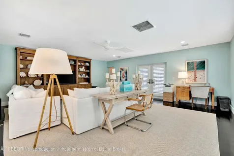 136 Worth Court S West Palm Beach FL 33405