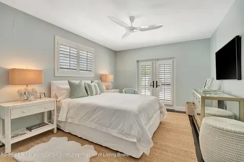 136 Worth Court S West Palm Beach FL 33405