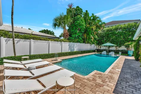 136 Worth Court S West Palm Beach FL 33405