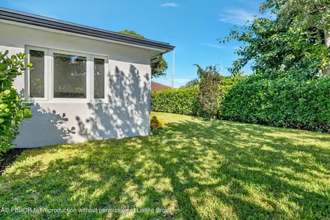 301 Pilgrim Road West Palm Beach FL 33405
