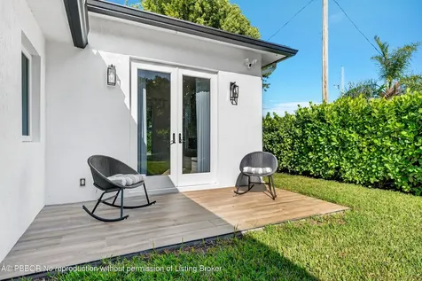 301 Pilgrim Road West Palm Beach FL 33405