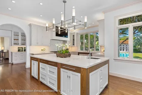 115 Via La Selva Palm Beach FL 33480