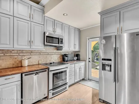 436 38th Street West Palm Beach FL 33407