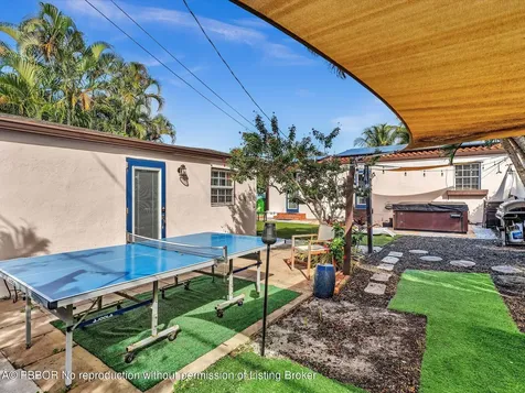 436 38th Street West Palm Beach FL 33407