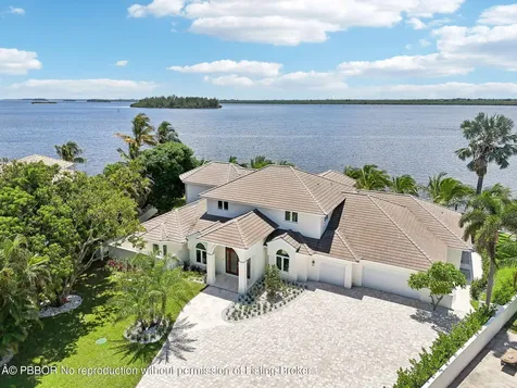 526 Point Lane Vero Beach FL 32963