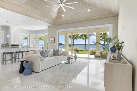 526 Point Lane Vero Beach FL 32963