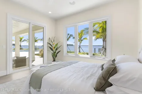 526 Point Lane Vero Beach FL 32963