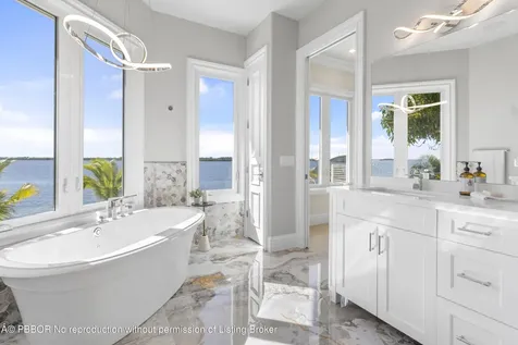 526 Point Lane Vero Beach FL 32963