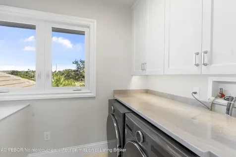 526 Point Lane Vero Beach FL 32963