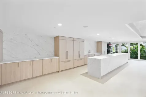 2784 S Ocean Boulevard Palm Beach FL 33480