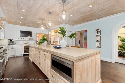 124 Brazilian Avenue Palm Beach FL 33480