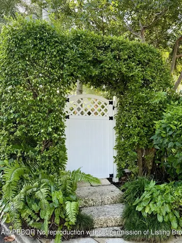 222 Miraflores Drive Palm Beach FL 33480