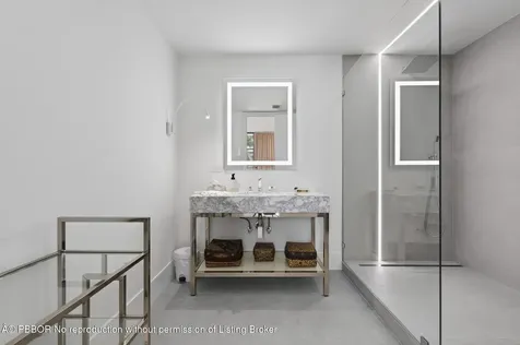 423 Chilean Avenue Palm Beach FL 33480