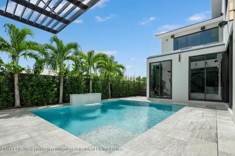 4444 Washington Road West Palm Beach FL 33405