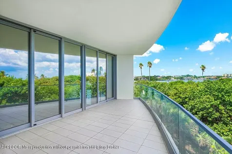 1500 S Beach Road Tequesta FL 33469
