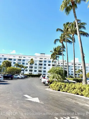 2840 S Ocean Boulevard Palm Beach FL 33480