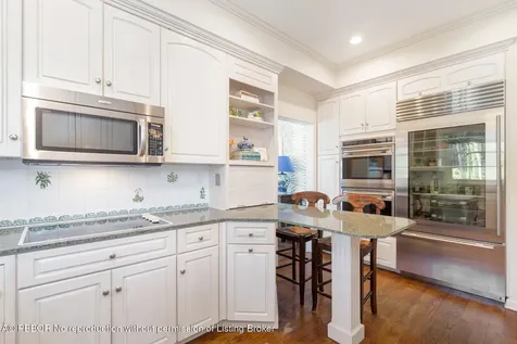 495 N Lake Way Palm Beach FL 33480
