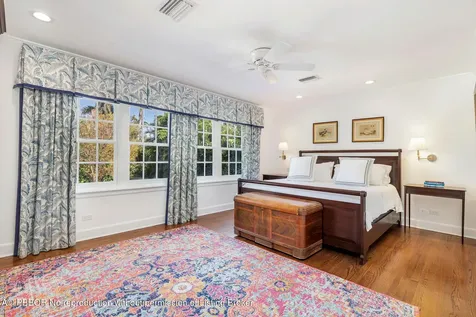 495 N Lake Way Palm Beach FL 33480